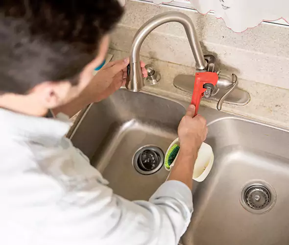 Professional Sink Repair Specialist in Niles, OH: Schedule Reliable Sink Fixing Services with Us