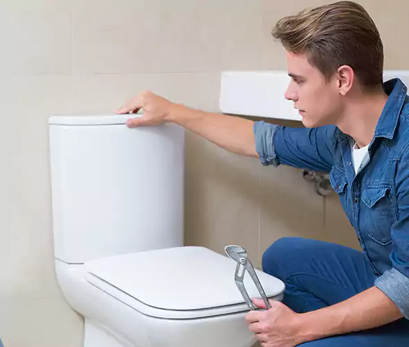 Expert Plumber for Toilet Replacement in Niles, OH: Schedule Affordable Toilet Replacement Services with Us