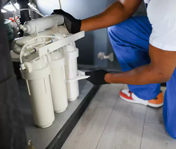 Expert Plumber for Water Softener Replacement in Niles, OH: Schedule Affordable Replacement Services with Us