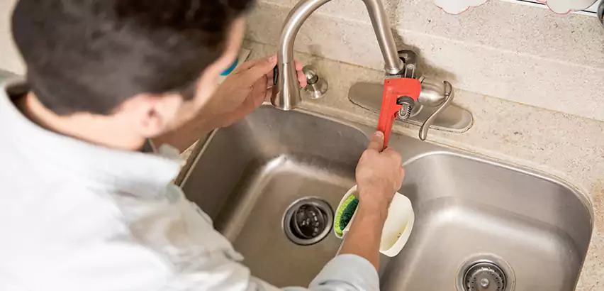 Faucet Repair in Niles