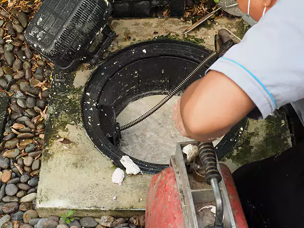 Why Choose Niles Plumbing Pros for Clogged Drain Repair in Niles, OH?