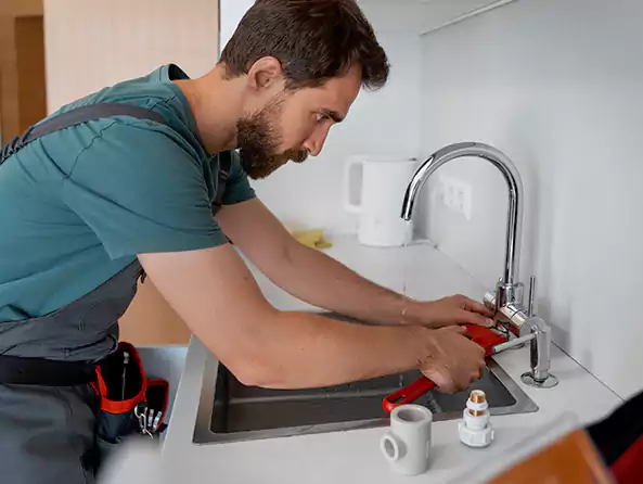 Why Choose Niles Plumbing Pros for Kitchen Sink Installation in Niles, OH?